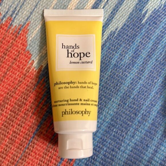 New Philosophy Hands of Hope Hand and Nail Cream - Picture 1 of 2